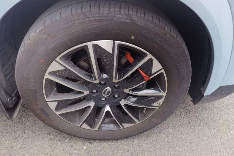 Used GAC Trumpchi GS4 2024 MAX 1.5T Flagship Edition Right Front Wheel Hub