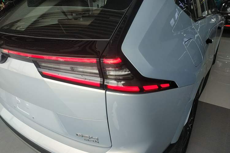 Used GAC Trumpchi GS4 2024 MAX 1.5T Flagship Edition Right Rear Taillight