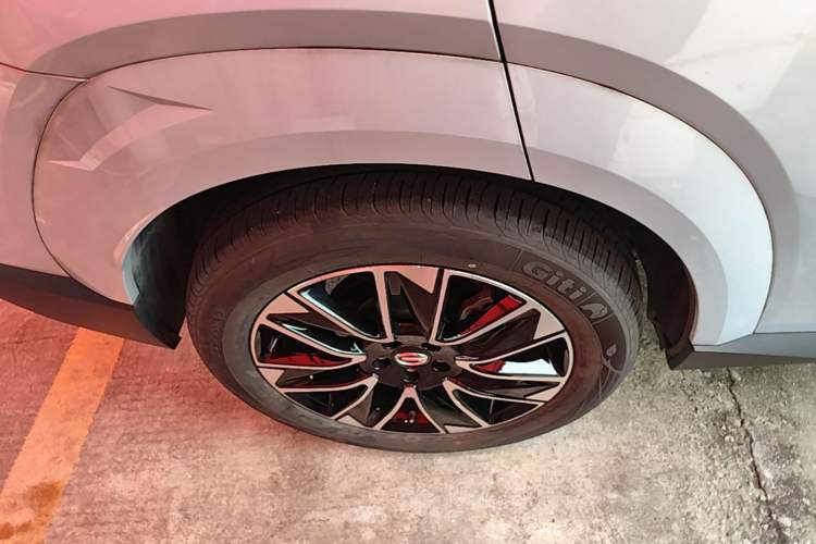Used GAC Trumpchi GS4 2024 MAX 1.5T Flagship Edition Right Rear Wheel Hub