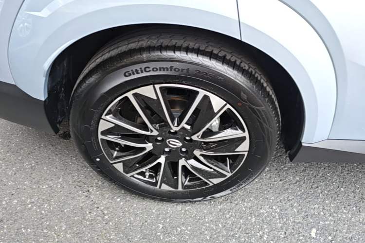 Used GAC Trumpchi GS4 2024 MAX 1.5T Flagship Edition Right Rear Wheel Hub