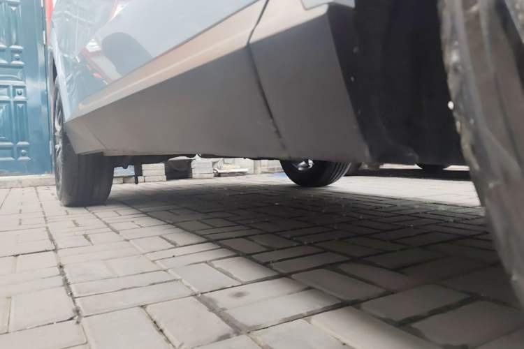 Used GAC Trumpchi GS4 2024 MAX 1.5T Flagship Edition Right Side Sill