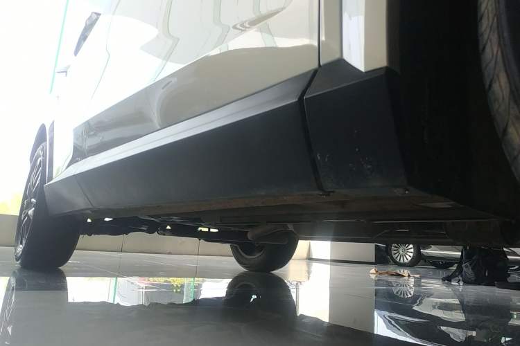 Used GAC Trumpchi GS4 2024 MAX 1.5T Flagship Edition Right Side Sill
