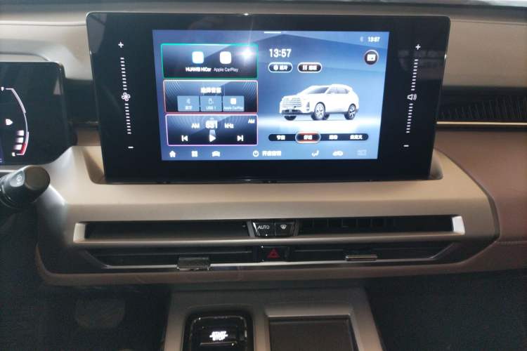 Used GAC Trumpchi GS4 2024 MAX 1.5T Flagship Edition Audio And AC Panel
