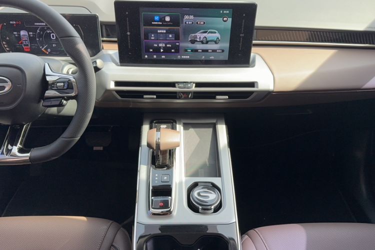 Used GAC Trumpchi GS4 2024 MAX 1.5T Flagship Edition Audio And AC Panel
