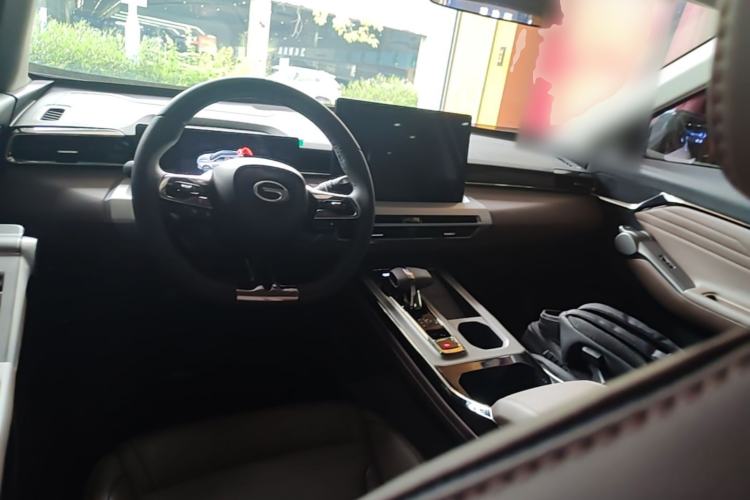 Used GAC Trumpchi GS4 2024 MAX 1.5T Flagship Edition Center Console