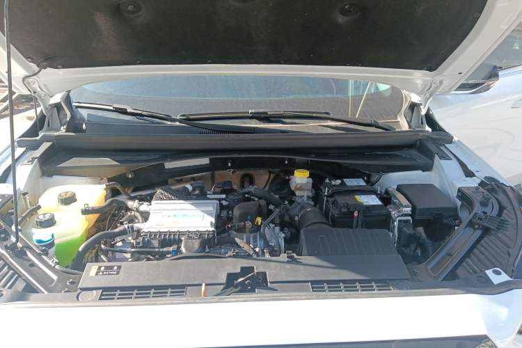 Used GAC Trumpchi GS4 2024 MAX 1.5T Flagship Edition Engine Bay