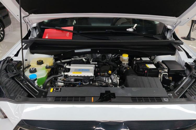 Used GAC Trumpchi GS4 2024 MAX 1.5T Flagship Edition Engine Bay