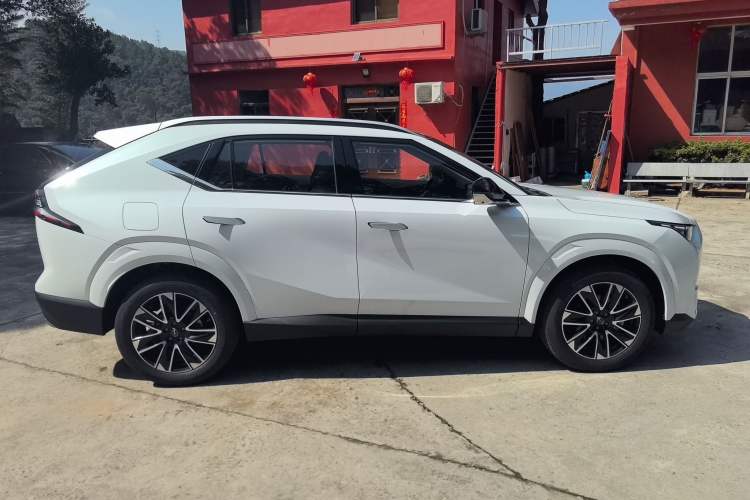 Used GAC Trumpchi GS4 2024 MAX 1.5T Flagship Edition Exterior 2
