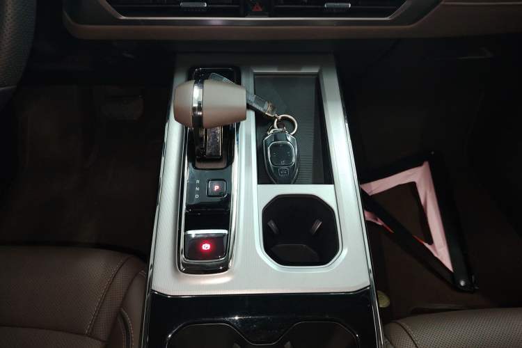 Used GAC Trumpchi GS4 2024 MAX 1.5T Flagship Edition Gear Lever