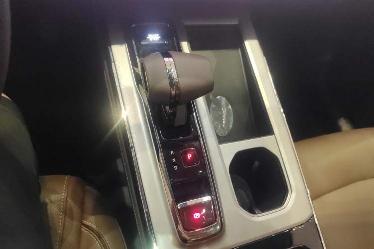 Used GAC Trumpchi GS4 2024 MAX 1.5T Flagship Edition Gear Lever