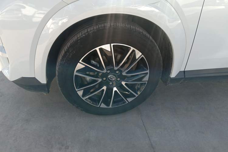 Used GAC Trumpchi GS4 2024 MAX 1.5T Flagship Edition Left Front Wheel Hub