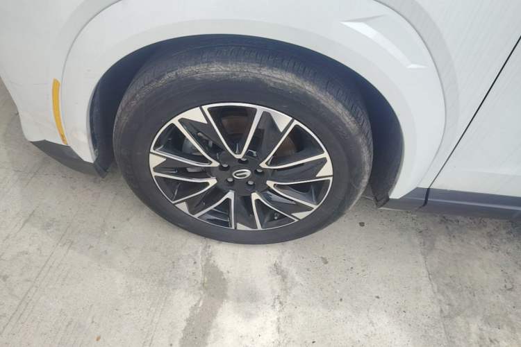 Used GAC Trumpchi GS4 2024 MAX 1.5T Flagship Edition Left Front Wheel Hub