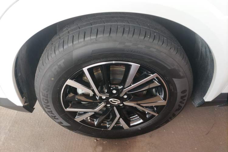 Used GAC Trumpchi GS4 2024 MAX 1.5T Flagship Edition Left Front Wheel Hub