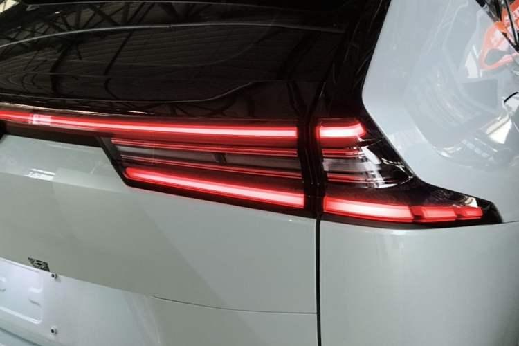 Used GAC Trumpchi GS4 2024 MAX 1.5T Flagship Edition Right Rear Taillight