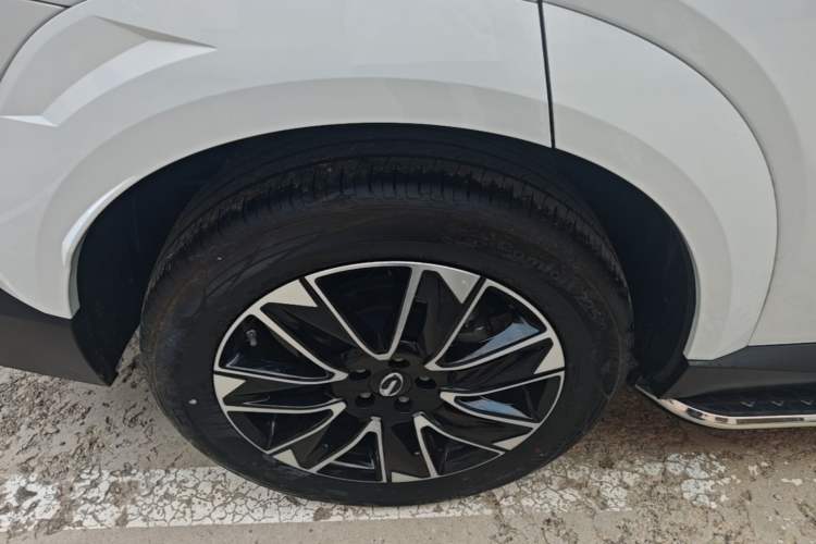 Used GAC Trumpchi GS4 2024 MAX 1.5T Flagship Edition Right Rear Wheel Hub