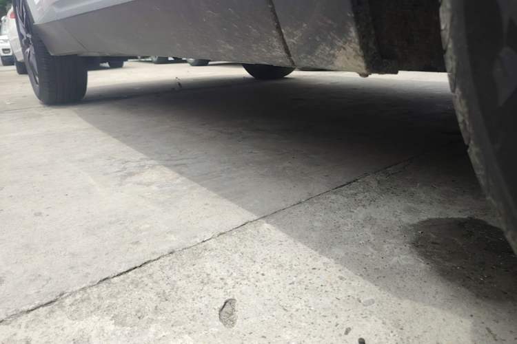 Used GAC Trumpchi GS4 2024 MAX 1.5T Flagship Edition Right Side Sill