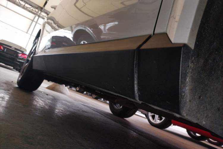 Used GAC Trumpchi GS4 2024 MAX 1.5T Flagship Edition Right Side Sill