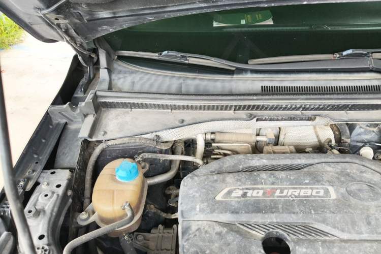 Used GAC Trumpchi GS4 COUPE 2020 270T Automatic Luxury Edition Engine Bay Right