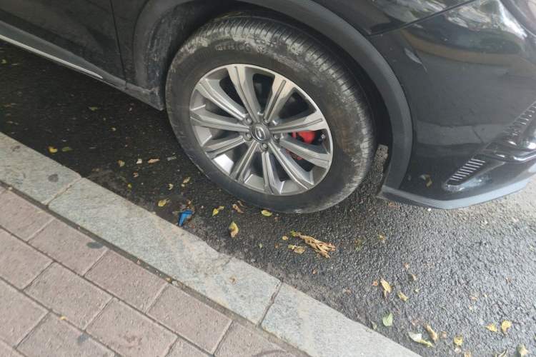 Used GAC Trumpchi GS4 COUPE 2020 270T Automatic Smart Connectivity Edition Right Front Wheel Hub