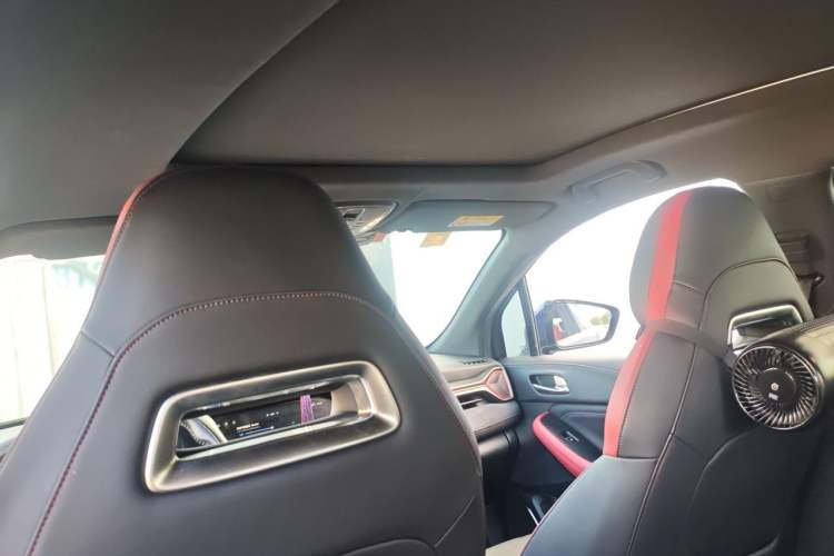 Used GAC Trumpchi GS4 COUPE 2020 270T Automatic Smart Connectivity Edition Headliner