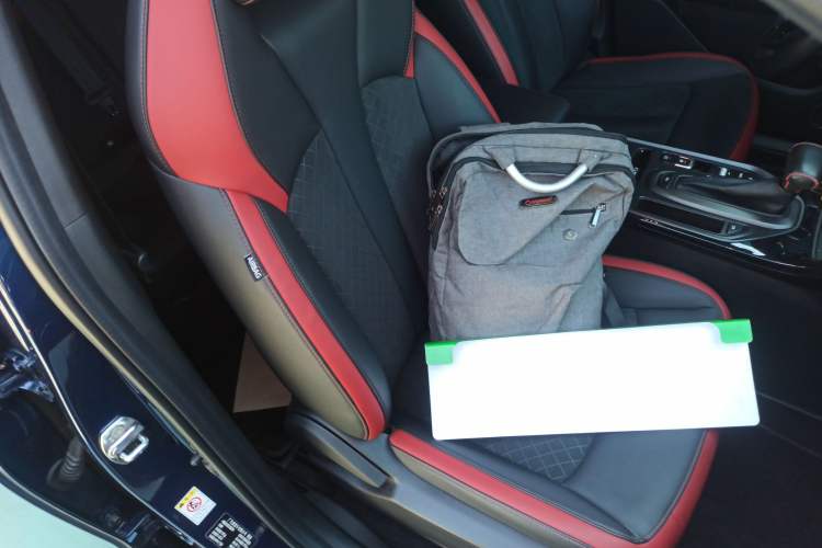 Used GAC Trumpchi GS4 COUPE 2020 270T Automatic Smart Connectivity Edition Right Front Seat