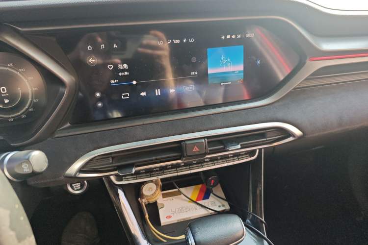 Used GAC Trumpchi GS4 COUPE 2020 270T Automatic Luxury Edition Audio And AC Panel