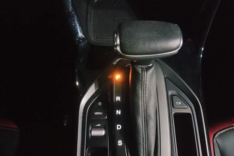 Used GAC Trumpchi GS4 COUPE 2020 270T Automatic Luxury Edition Gear Lever