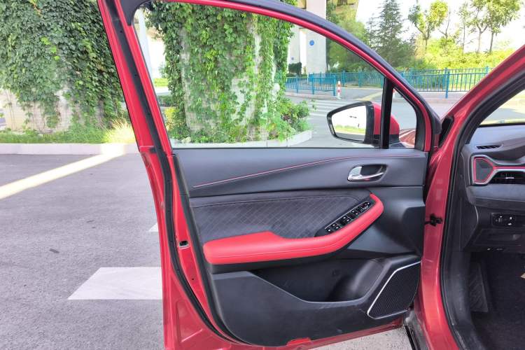 Used GAC Trumpchi GS4 COUPE 2020 270T Automatic Luxury Edition Left Front Door Interior