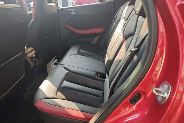 Used GAC Trumpchi GS4 COUPE 2020 270T Automatic Luxury Edition Left Rear Seat