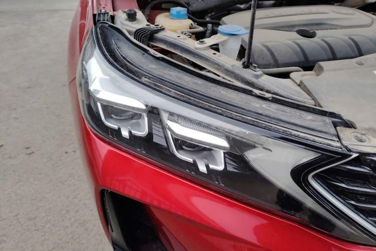 Used GAC Trumpchi GS4 COUPE 2020 270T Automatic Smart Connectivity Edition Right Front Headlight