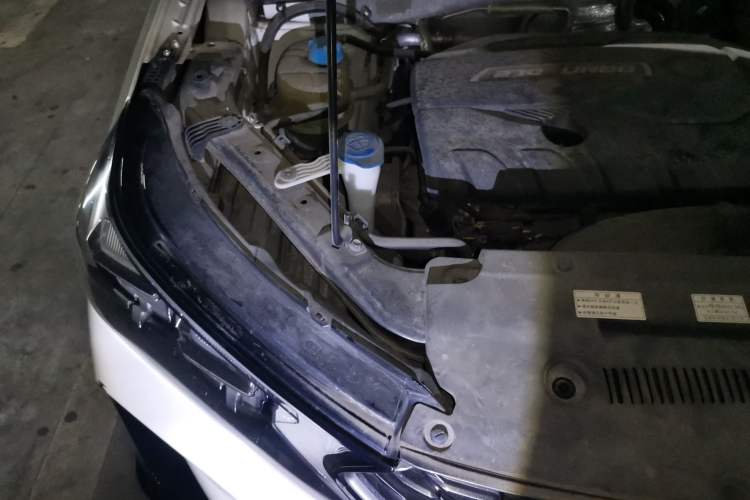 Used GAC Trumpchi GS4 COUPE 2020 270T Automatic Smart Connectivity Edition Engine Bay Right