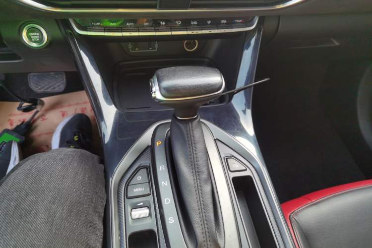 Used GAC Trumpchi GS4 COUPE 2020 270T Automatic Smart Connectivity Edition Gear Lever