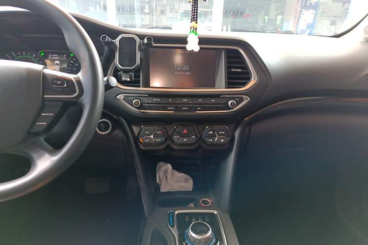 Used GAC Trumpchi GS4 New Energy 2017 1.5L PHEV Smart Enjoyment Edition Audio And AC Panel