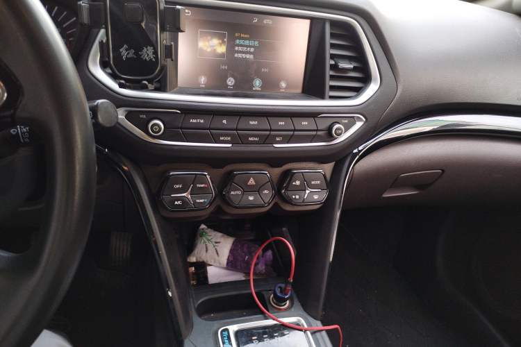 Used GAC Trumpchi GS4 New Energy 2017 1.5L PHEV Smart Enjoyment Edition Audio And AC Panel
