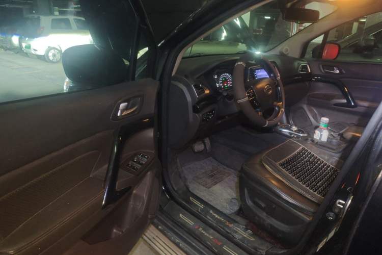 Used GAC Trumpchi GS4 New Energy 2017 1.5L PHEV Deluxe Edition Driver Seat