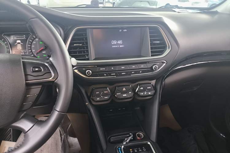 Used GAC Trumpchi GS4 New Energy 2017 1.5L PHEV Deluxe Edition Audio And AC Panel