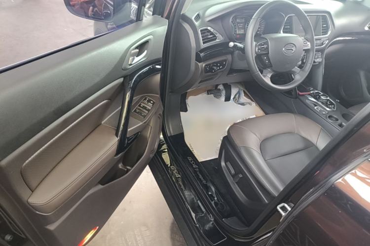 Used GAC Trumpchi GS4 New Energy 2017 1.5L PHEV Deluxe Edition Driver Seat