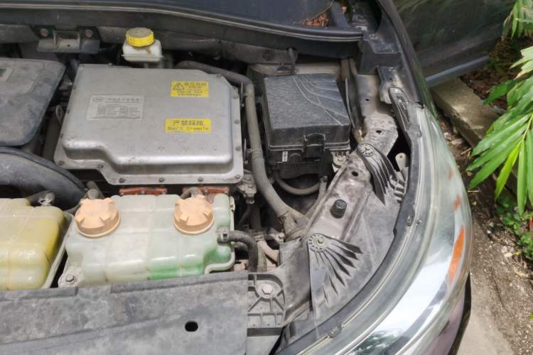 Used GAC Trumpchi GS4 New Energy 2017 1.5L PHEV Smart Enjoyment Edition Engine Bay Left