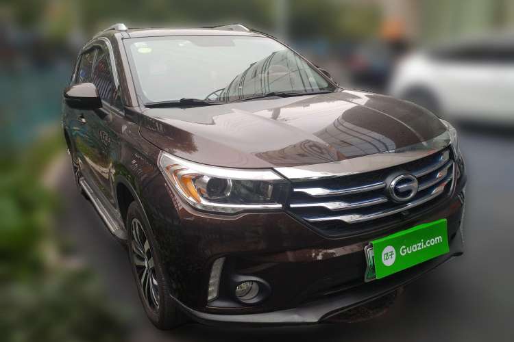 Used GAC Trumpchi GS4 New Energy 2017 1.5L PHEV Smart Enjoyment Edition Front Right 45 Deg