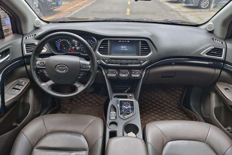 Used GAC Trumpchi GS4 New Energy 2017 1.5L PHEV Deluxe Edition Interior 2