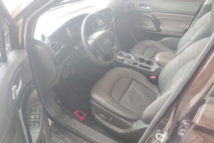 Used GAC Trumpchi GS4 New Energy 2017 1.5L PHEV Deluxe Edition Interior 3