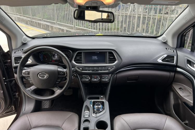 Used GAC Trumpchi GS4 New Energy 2017 1.5L PHEV Deluxe Edition Interior 4