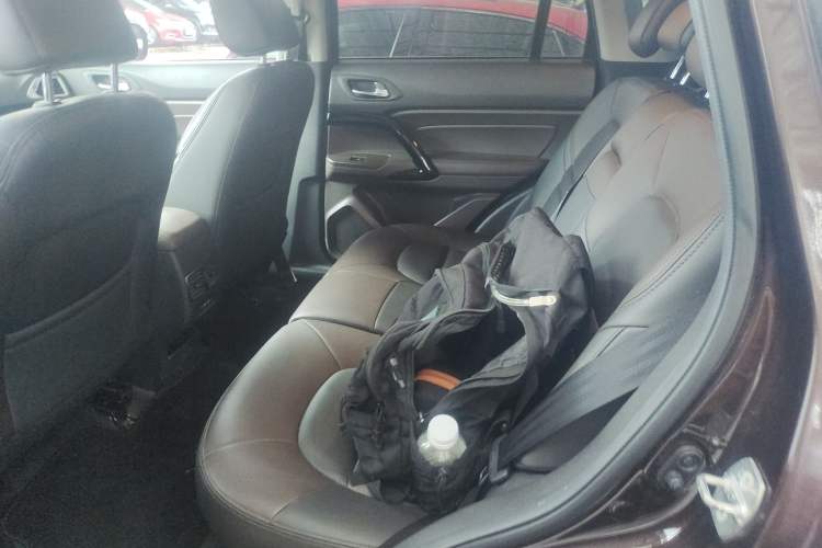 Used GAC Trumpchi GS4 New Energy 2017 1.5L PHEV Deluxe Edition Interior 4