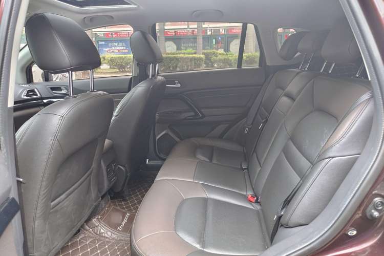 Used GAC Trumpchi GS4 New Energy 2017 1.5L PHEV Deluxe Edition Interior 7