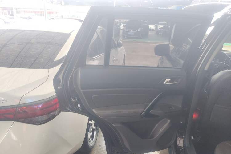Used GAC Trumpchi GS4 New Energy 2017 1.5L PHEV Deluxe Edition Interior 8