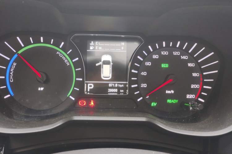 Used GAC Trumpchi GS4 New Energy 2017 1.5L PHEV Deluxe Edition Odometer Close Up
