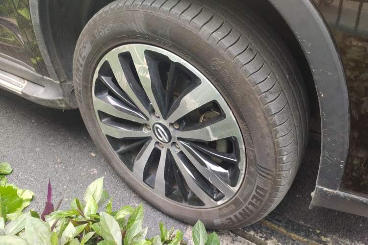 Used GAC Trumpchi GS4 New Energy 2017 1.5L PHEV Smart Enjoyment Edition Right Front Wheel Hub