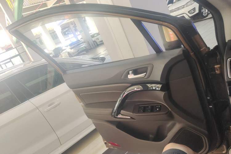 Used GAC Trumpchi GS4 New Energy 2017 1.5L PHEV Smart Enjoyment Edition Interior 7