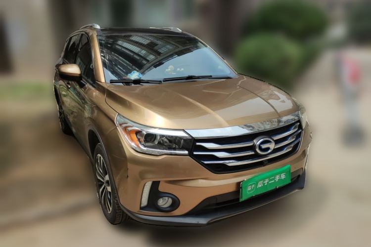 Used GAC Trumpchi GS4 New Energy 2017 1.5L PHEV Deluxe Edition Front Right 45 Deg