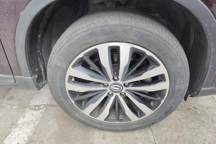 Used GAC Trumpchi GS4 New Energy 2017 1.5L PHEV Deluxe Edition Right Front Wheel Hub